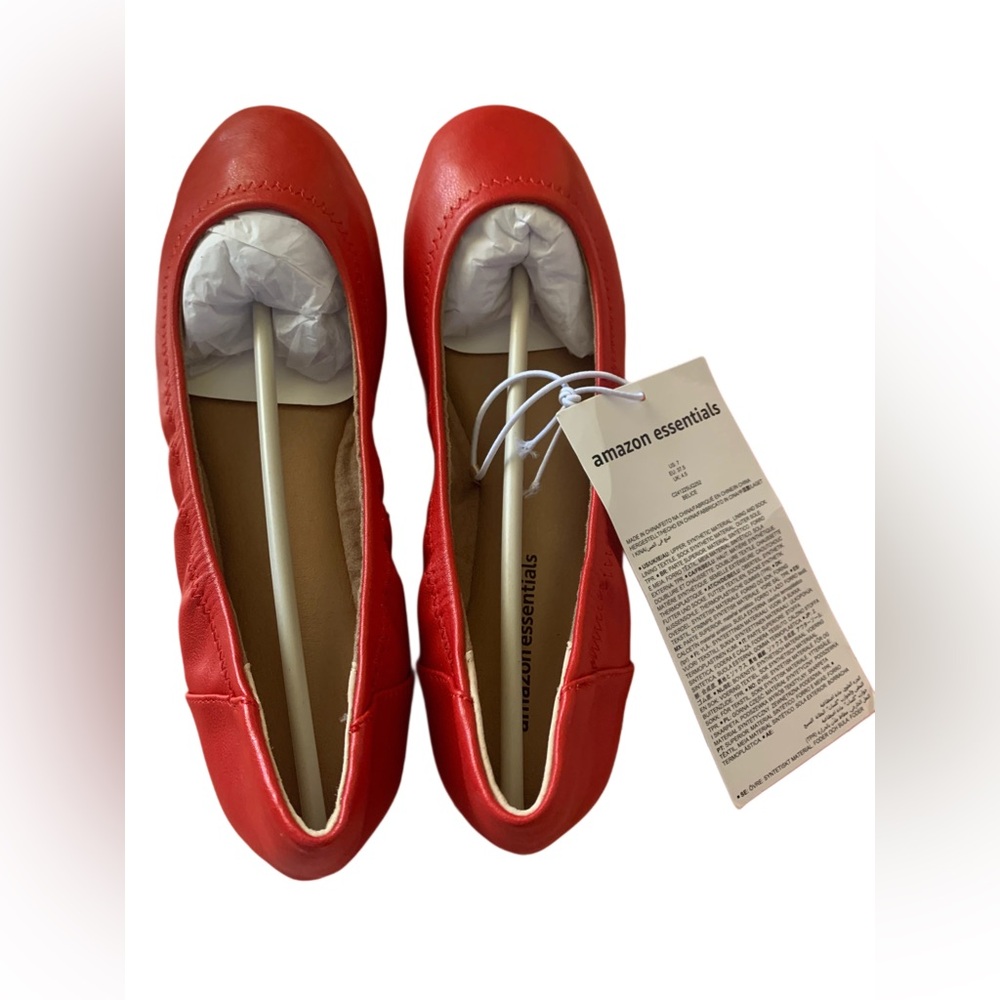 Amazon essentials women’s bright poppy red
Bellice ballet flat size 7